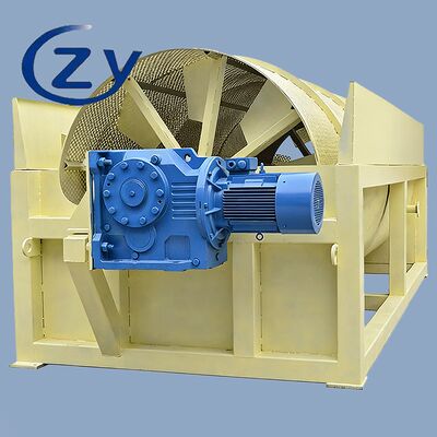 Kontinuierlich arbeitender Rotationsschäler aus Edelstahl mit 18,5 kW Leistung für das Schälen von Cassava und Kartoffeln